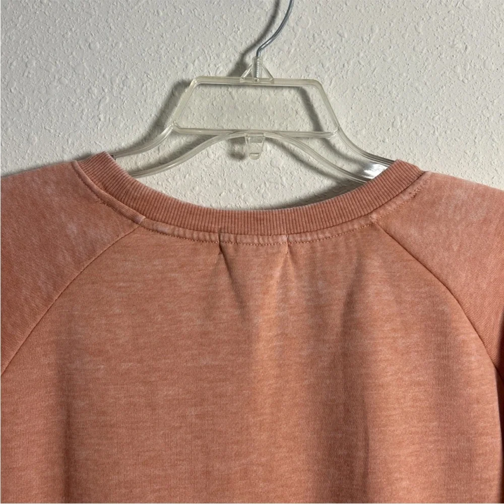 Simply Southern Messy Hair Don’t Care Fleece Sweatshirt Sz M Relaxed Fit Peach - Picture 8 of 12